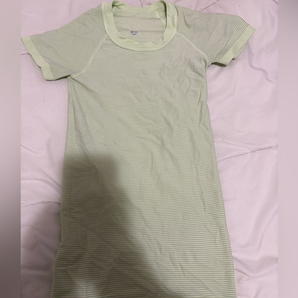 Lululemon Swiftly tech